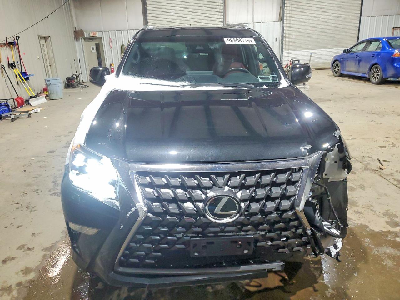 2023 LEXUS GX 460 photo 9