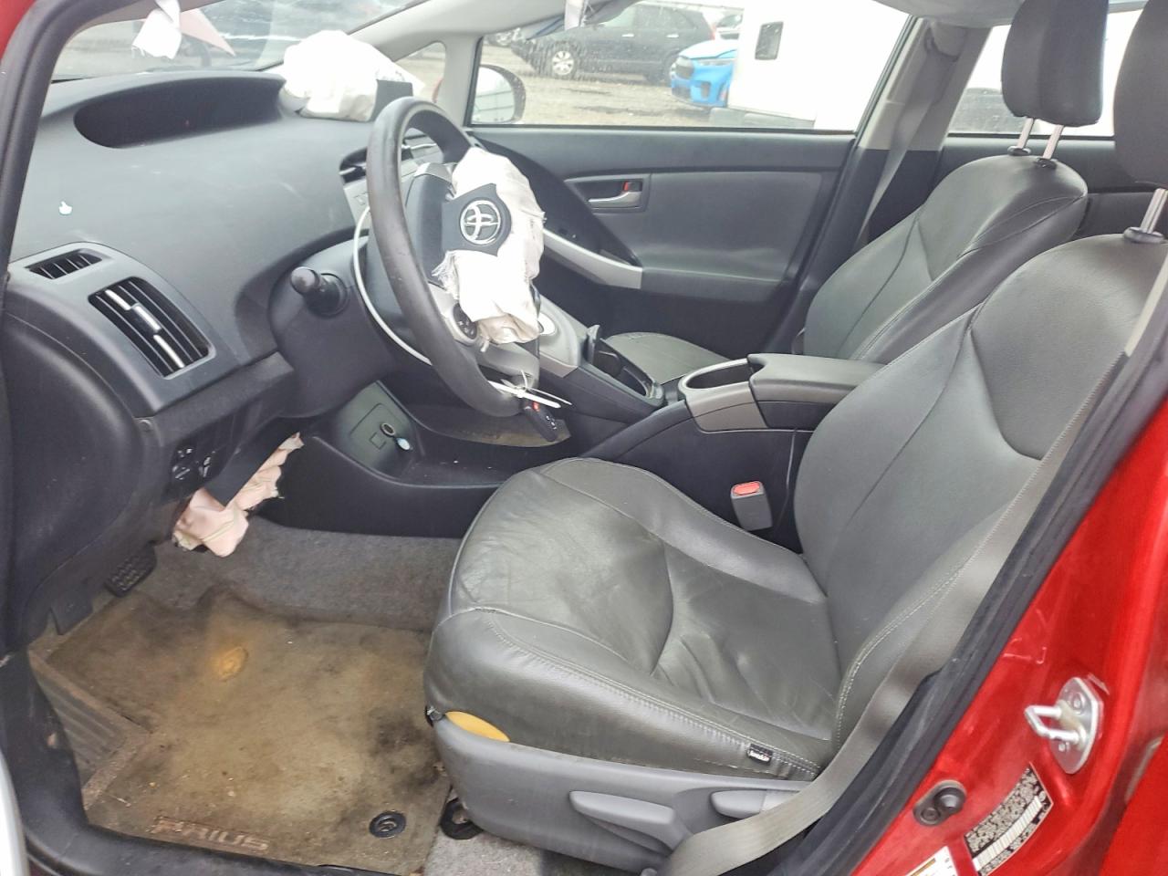2014 TOYOTA PRIUS photo 7