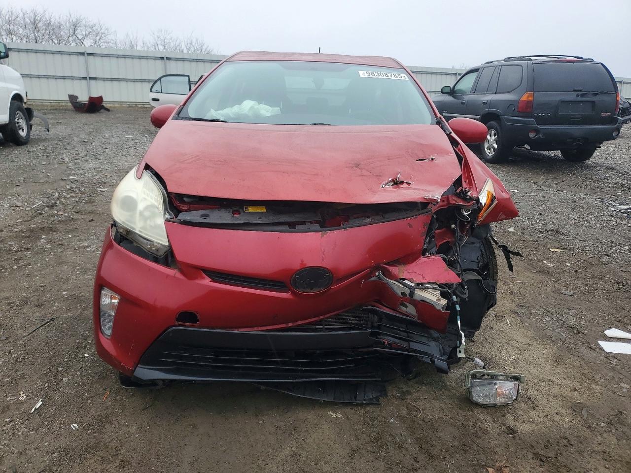 2014 TOYOTA PRIUS photo 5