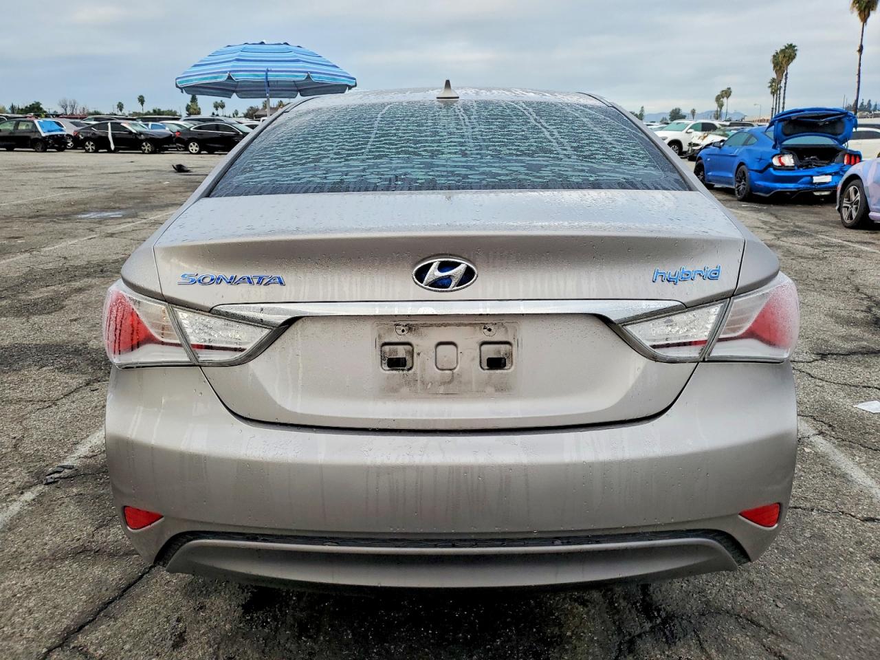 2013 HYUNDAI SONATA HYBRID photo 6