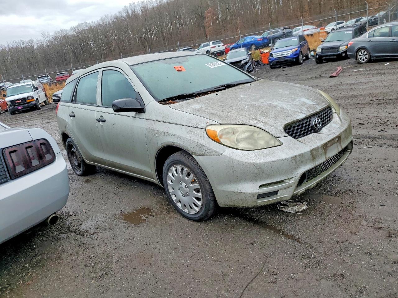 2004 TOYOTA COROLLA MATRIX XR photo 4