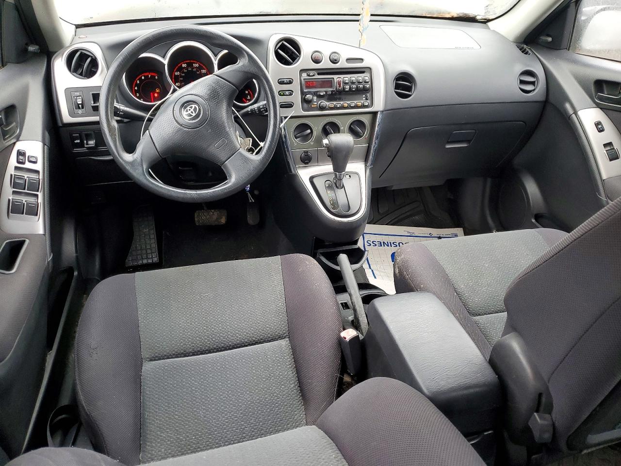 2004 TOYOTA COROLLA MATRIX XR photo 8