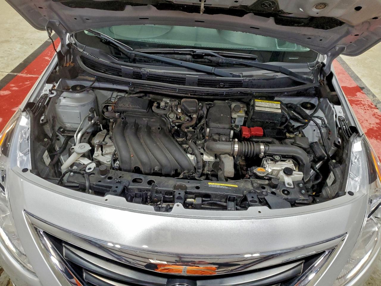 2019 NISSAN VERSA S photo 11