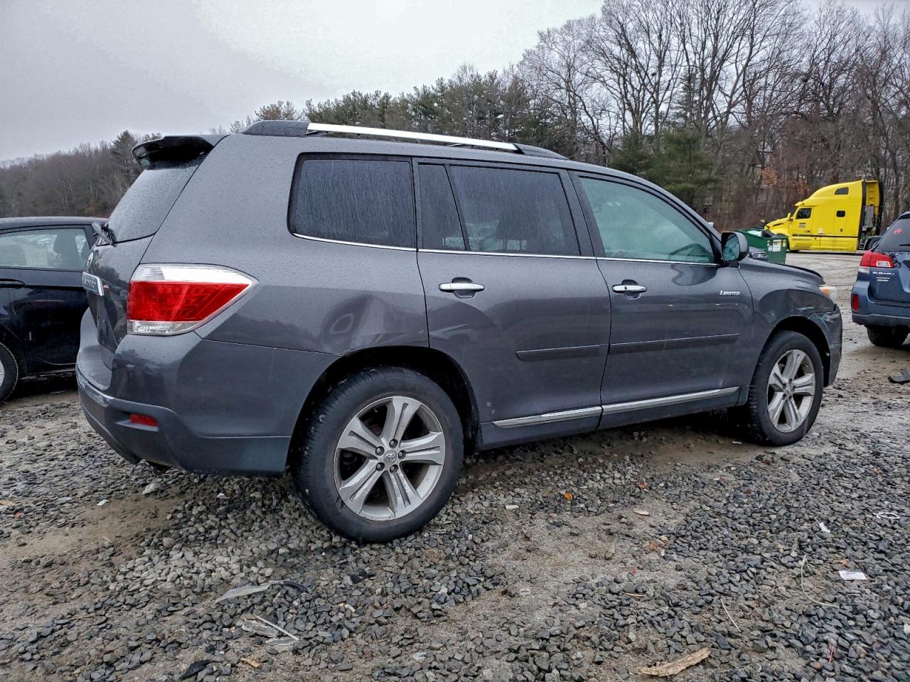 2012 TOYOTA HIGHLANDER LIMITED photo 3