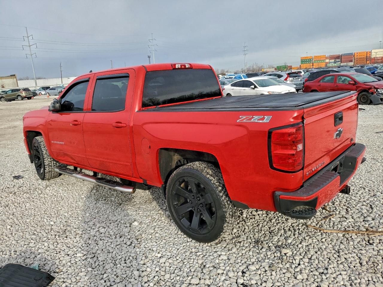 2016 CHEVROLET SILVERADO K1500 LT photo 2