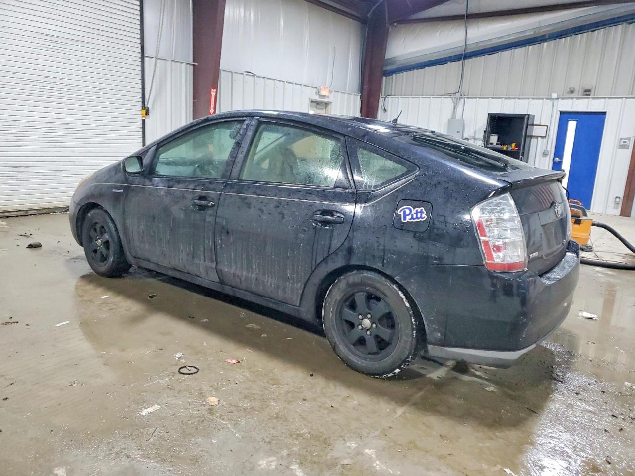 2008 TOYOTA PRIUS photo 2
