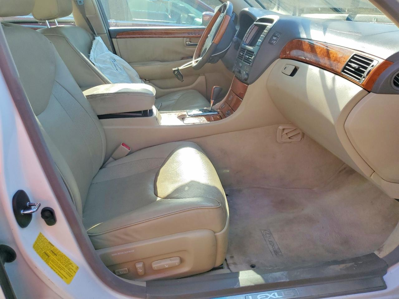 2006 LEXUS LS photo 7