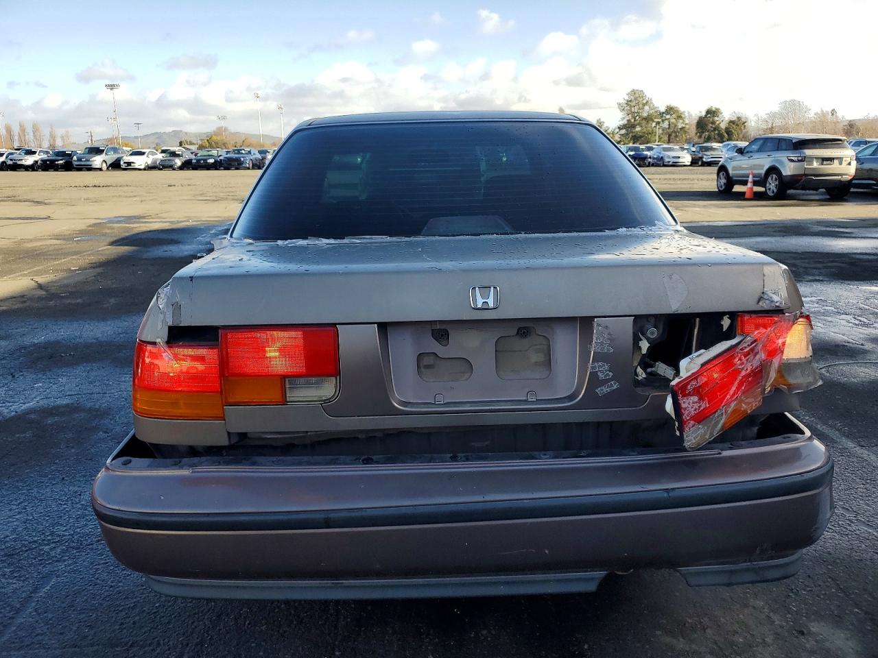 1992 HONDA ACCORD EX photo 6