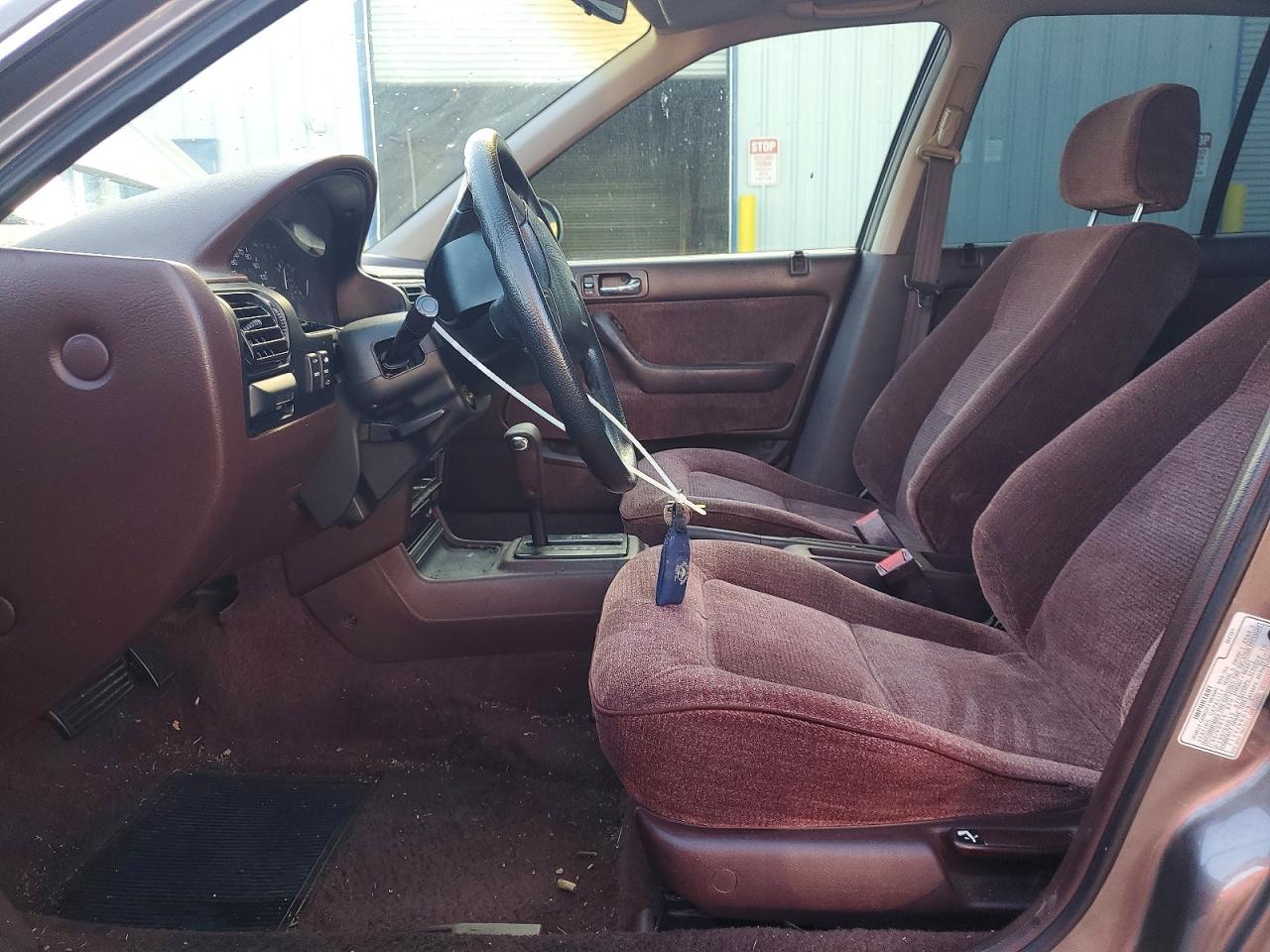 1992 HONDA ACCORD EX photo 7