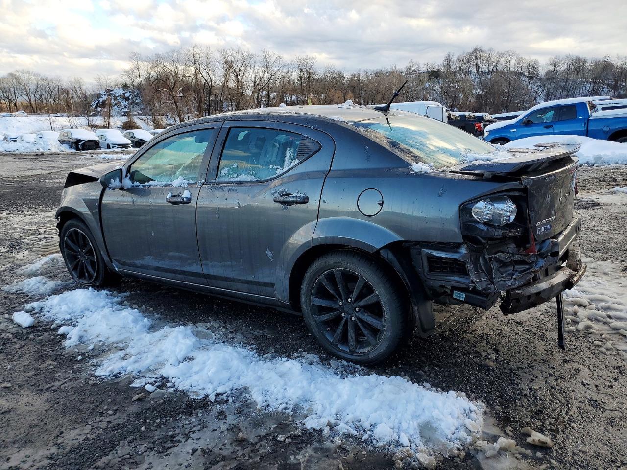 2014 DODGE AVENGER SE photo 2