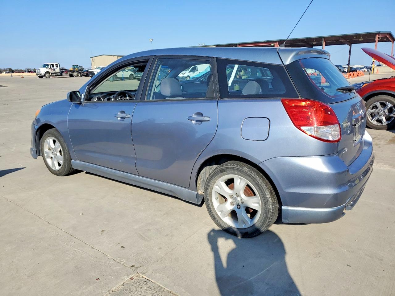2003 TOYOTA COROLLA MATRIX XR photo 2