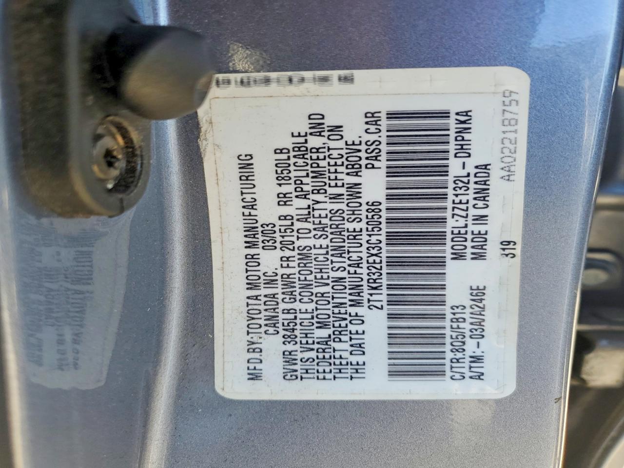 2003 TOYOTA COROLLA MATRIX XR photo 12
