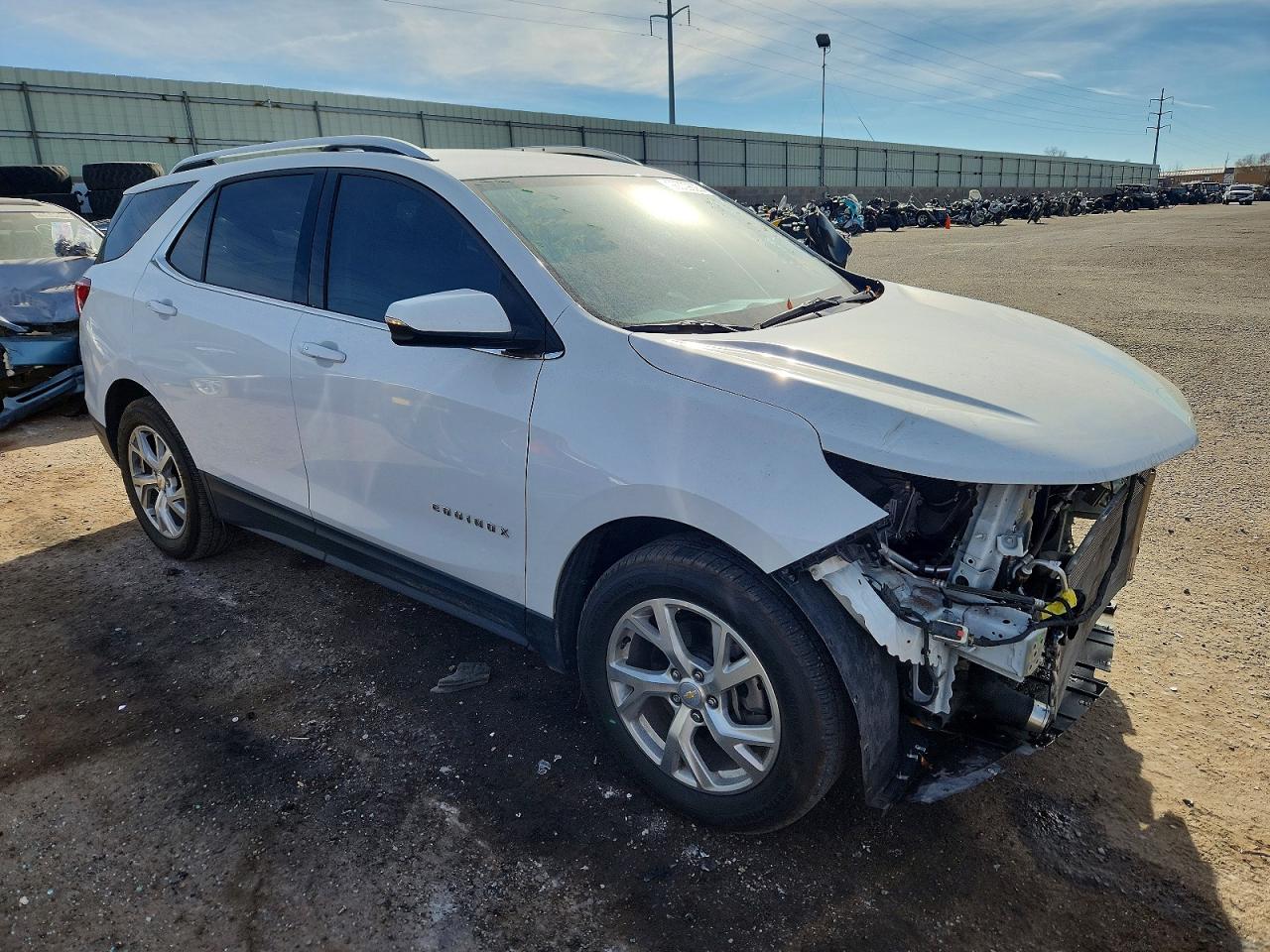 2019 CHEVROLET EQUINOX LT photo 4