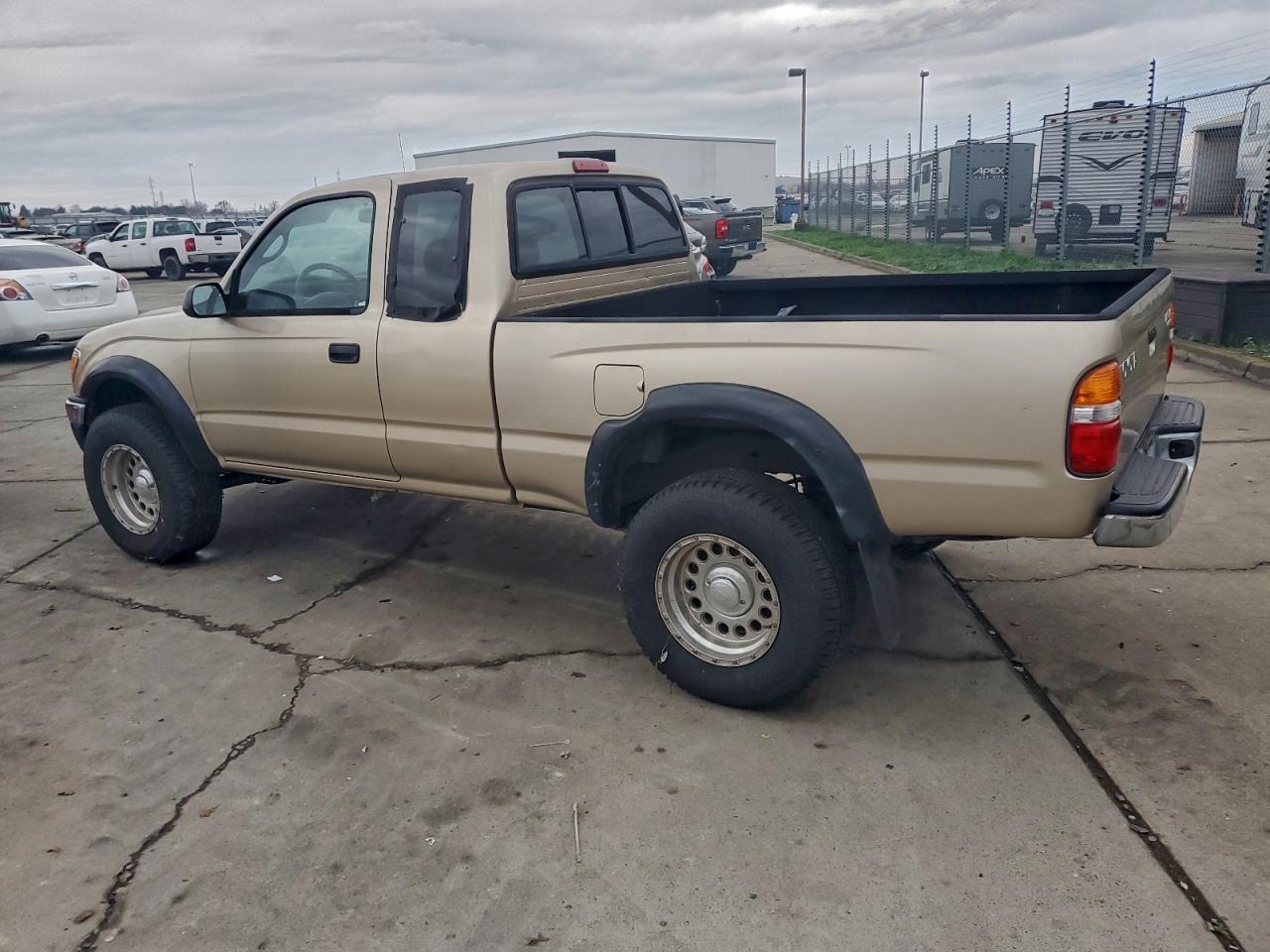 2002 TOYOTA TACOMA XTRACAB PRERUNNER photo 2