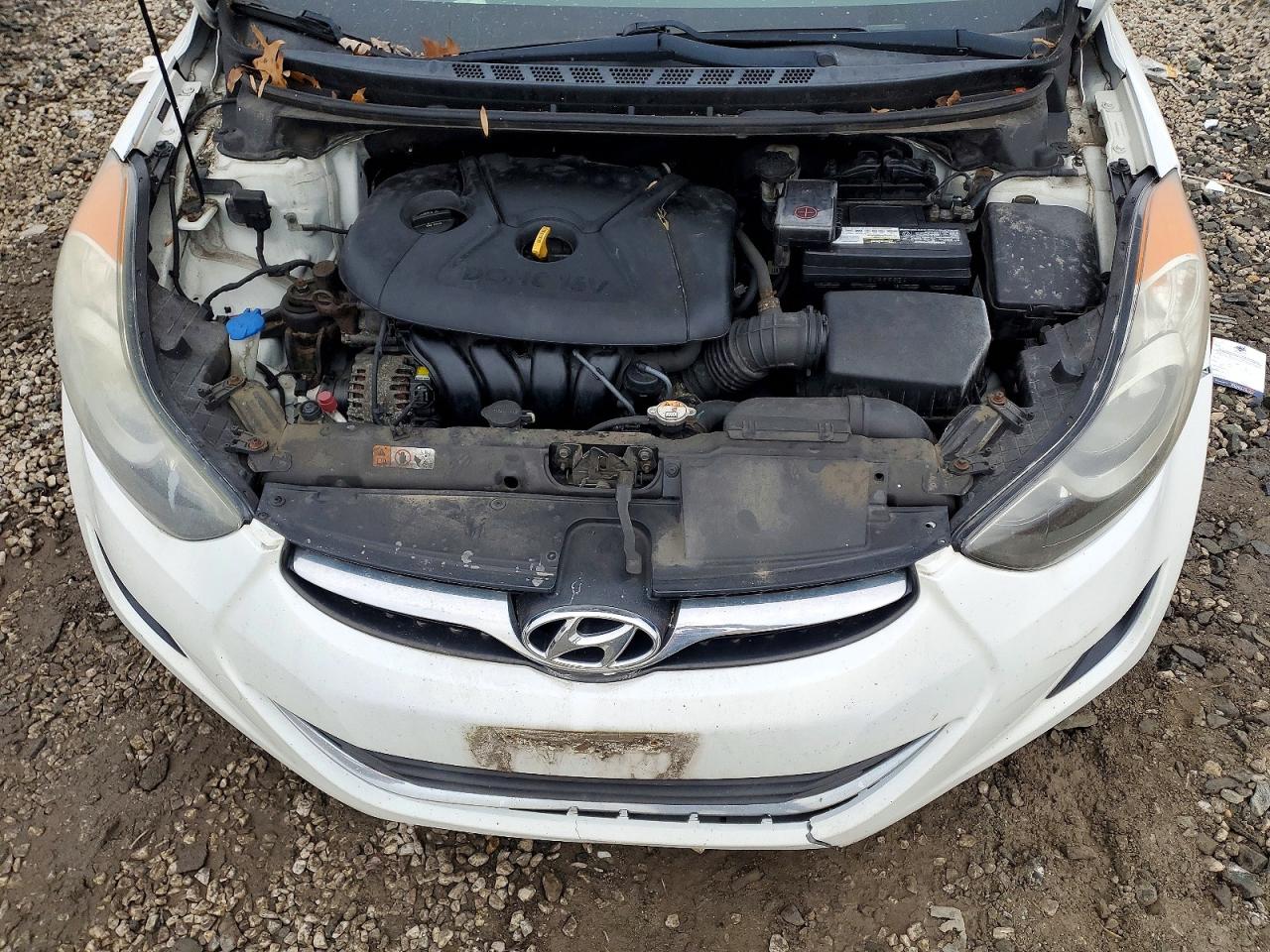 2013 HYUNDAI ELANTRA GLS photo 11
