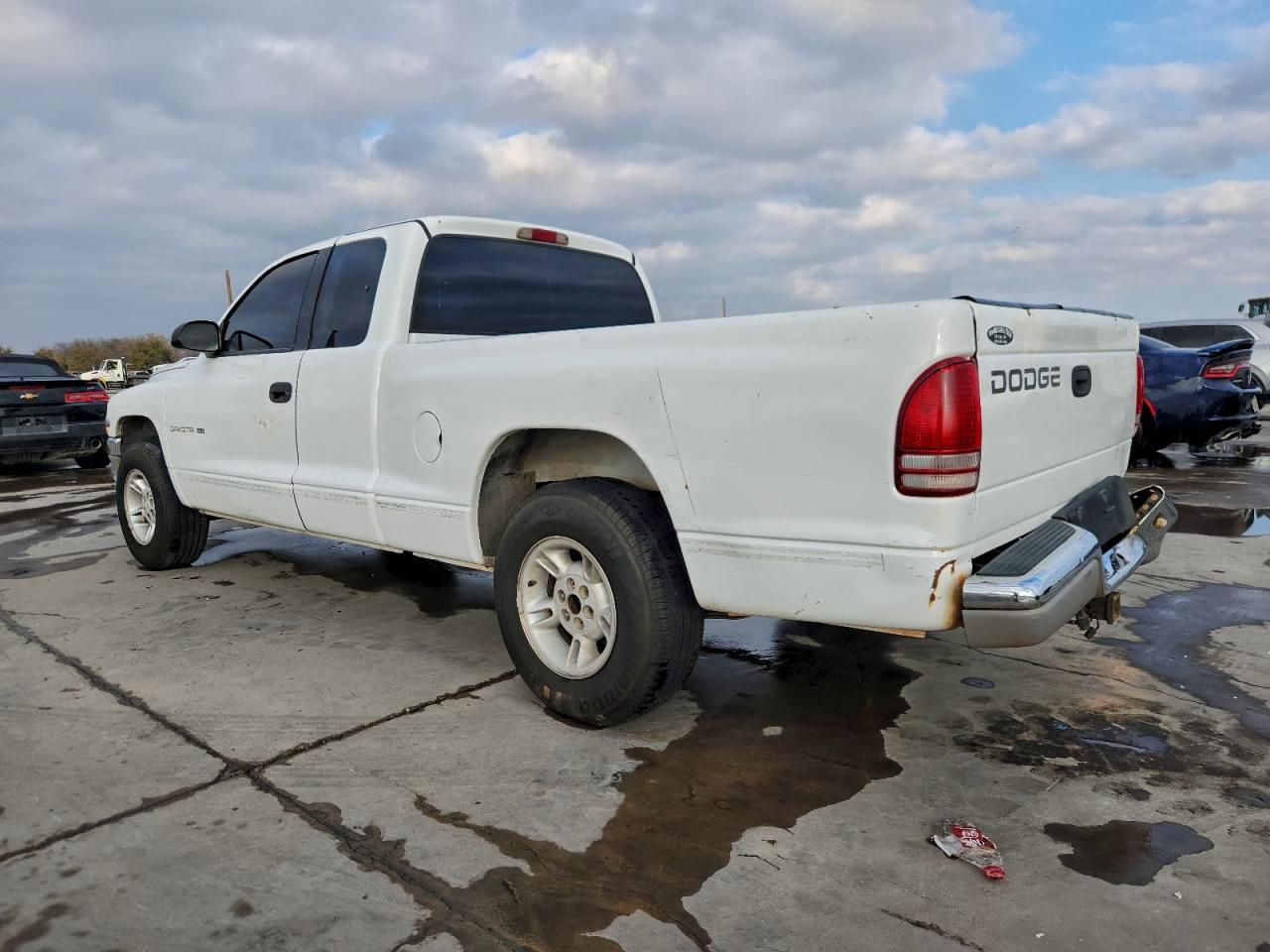 1999 DODGE DAKOTA photo 2