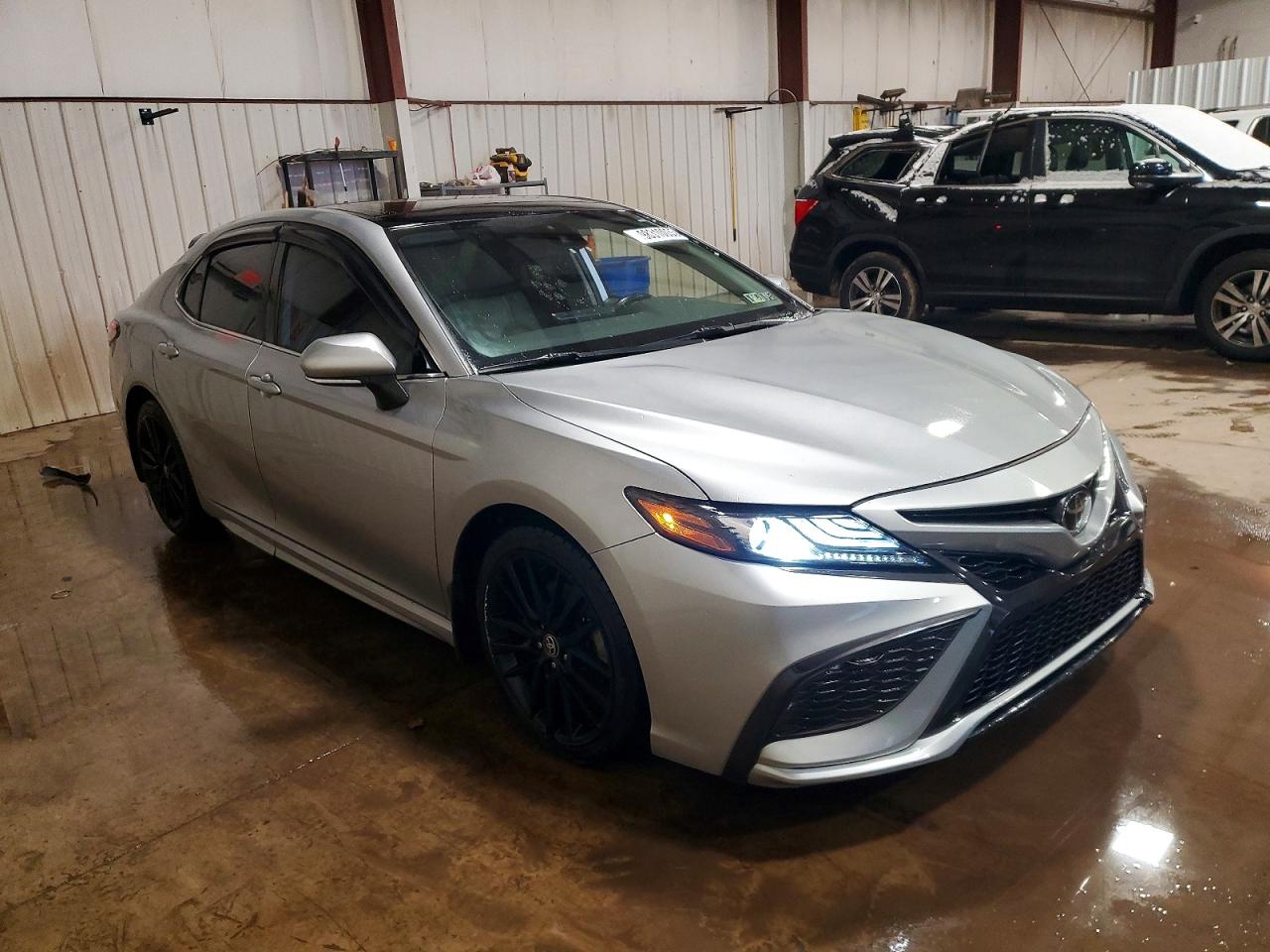 2022 TOYOTA CAMRY XSE photo 7