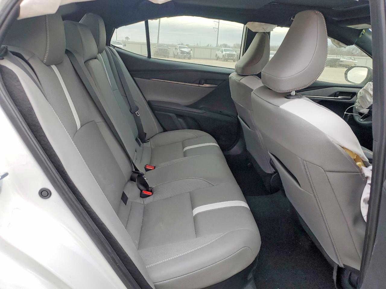 2025 TOYOTA CAMRY XSE photo 10
