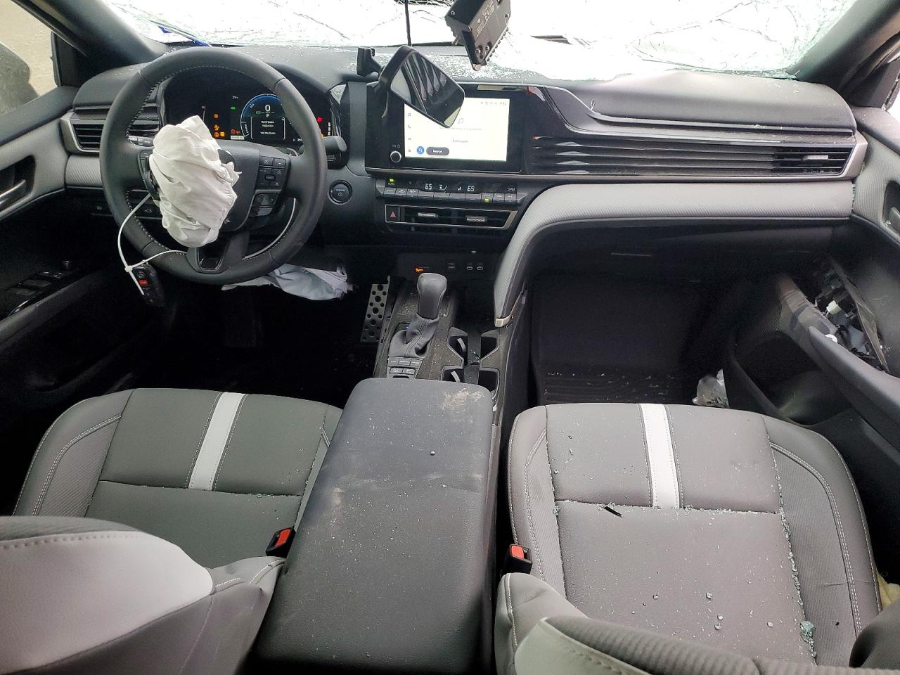 2025 TOYOTA CAMRY XSE photo 8