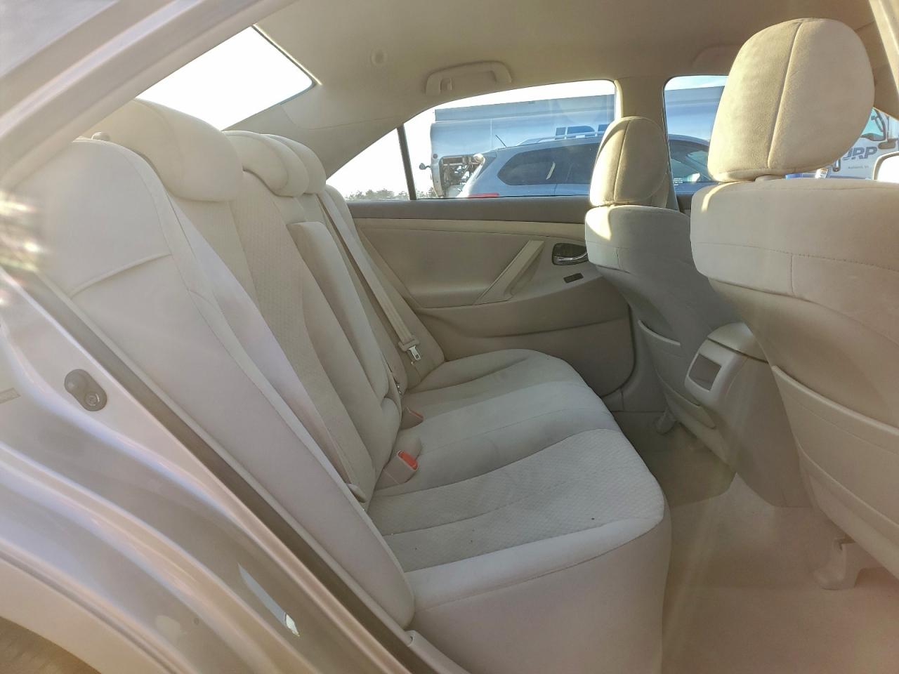 2009 TOYOTA CAMRY BASE photo 10