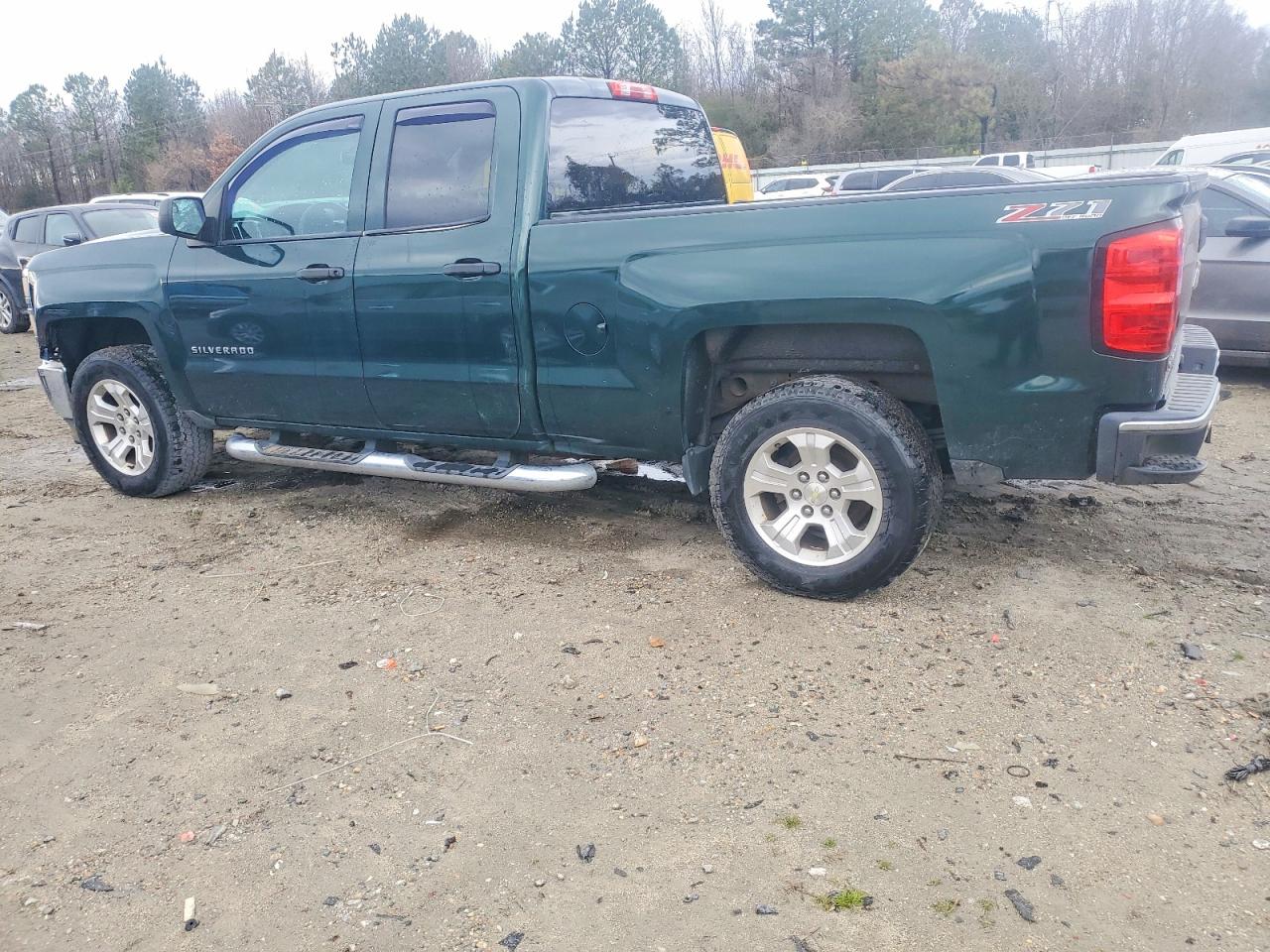 2014 CHEVROLET SILVERADO K1500 LT photo 2