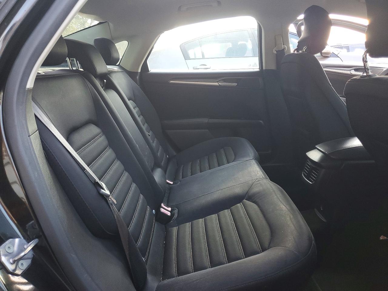 2013 FORD FUSION SE photo 10