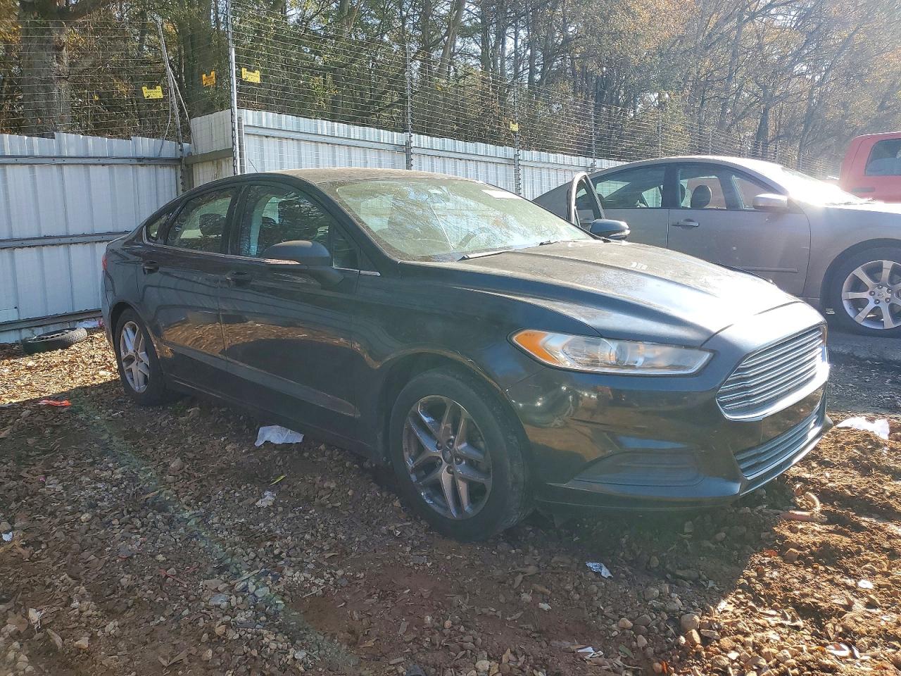 2013 FORD FUSION SE photo 4