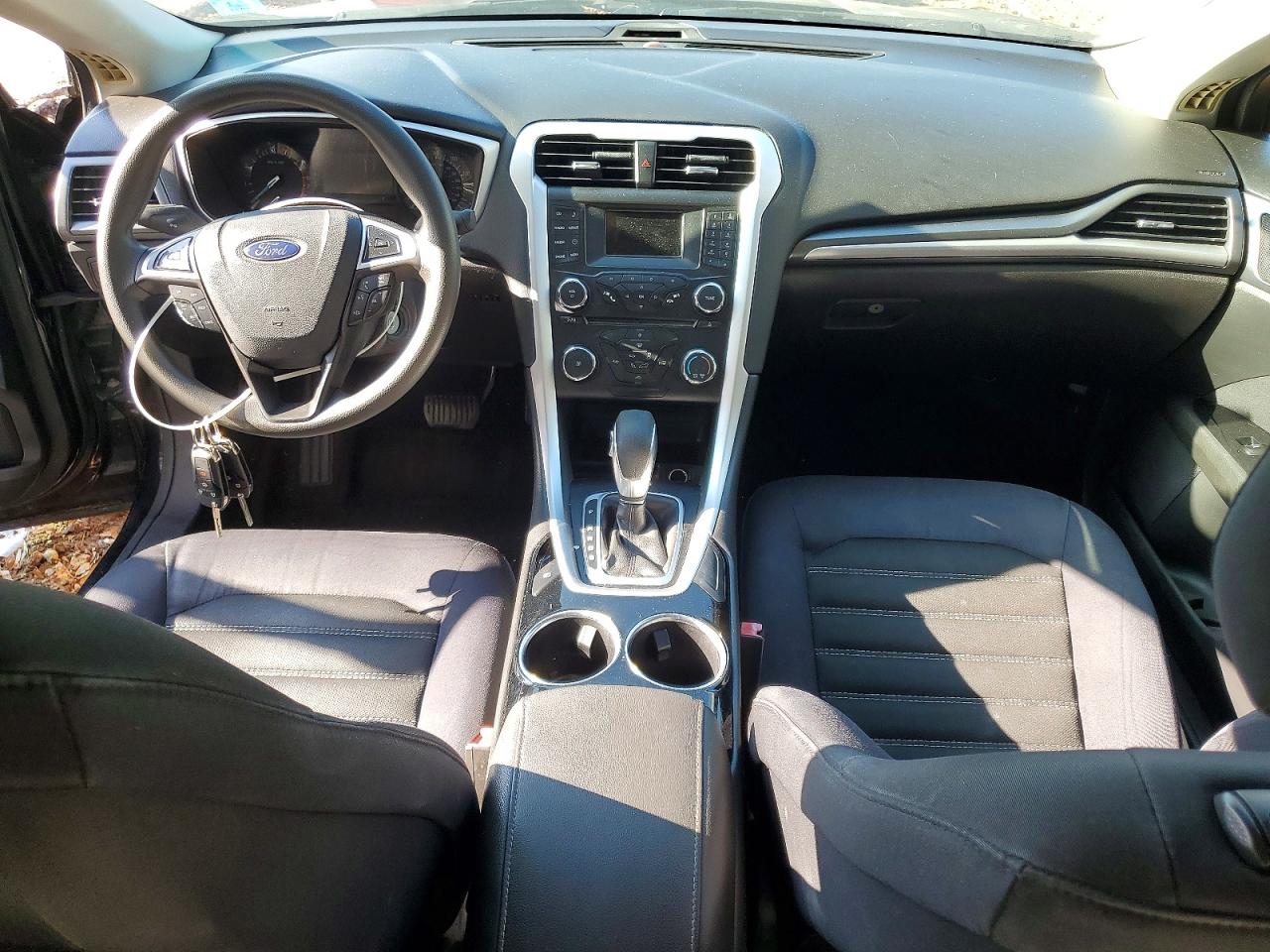 2013 FORD FUSION SE photo 8
