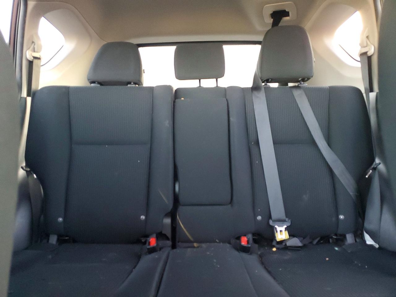 2017 TOYOTA RAV4 LE photo 10