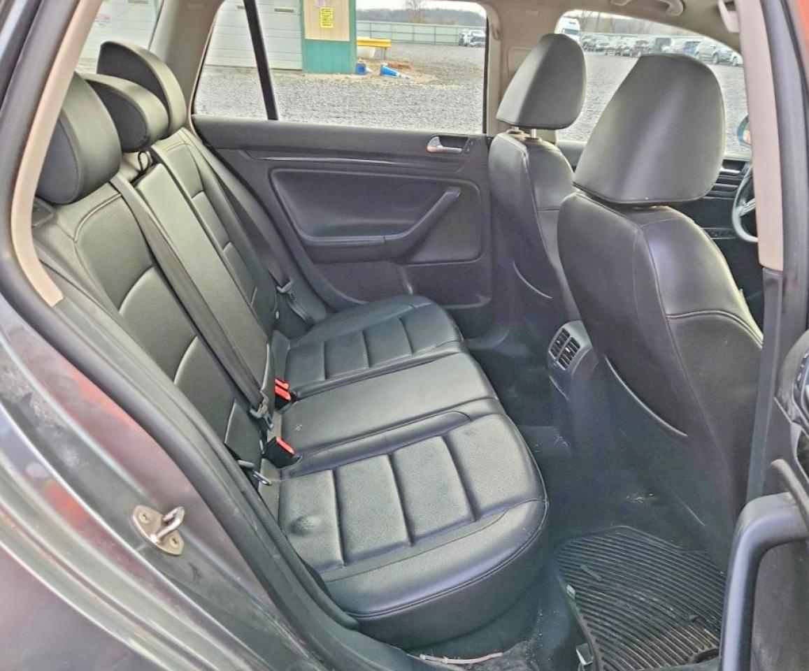2012 VOLKSWAGEN JETTA TDI photo 10