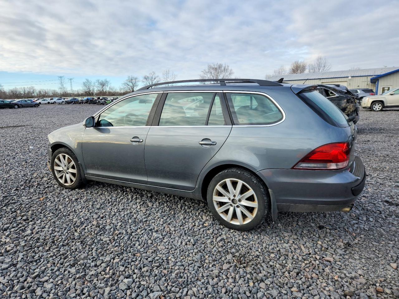 2012 VOLKSWAGEN JETTA TDI photo 2