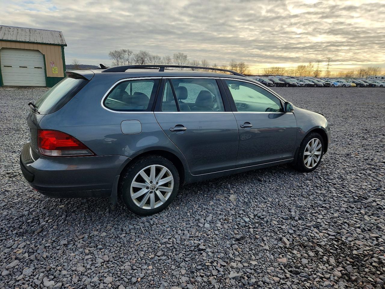 2012 VOLKSWAGEN JETTA TDI photo 3