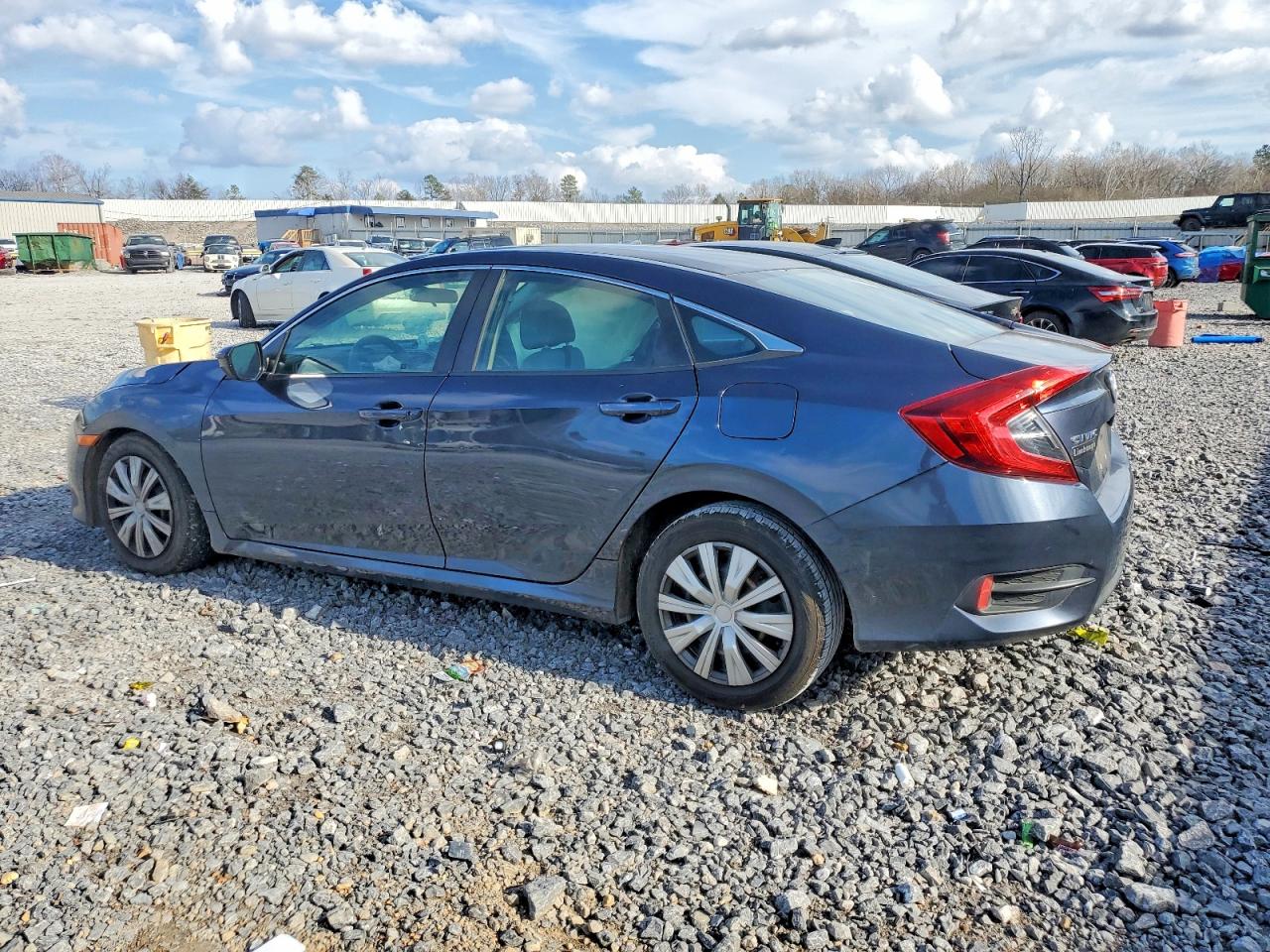 2017 HONDA CIVIC LX photo 2