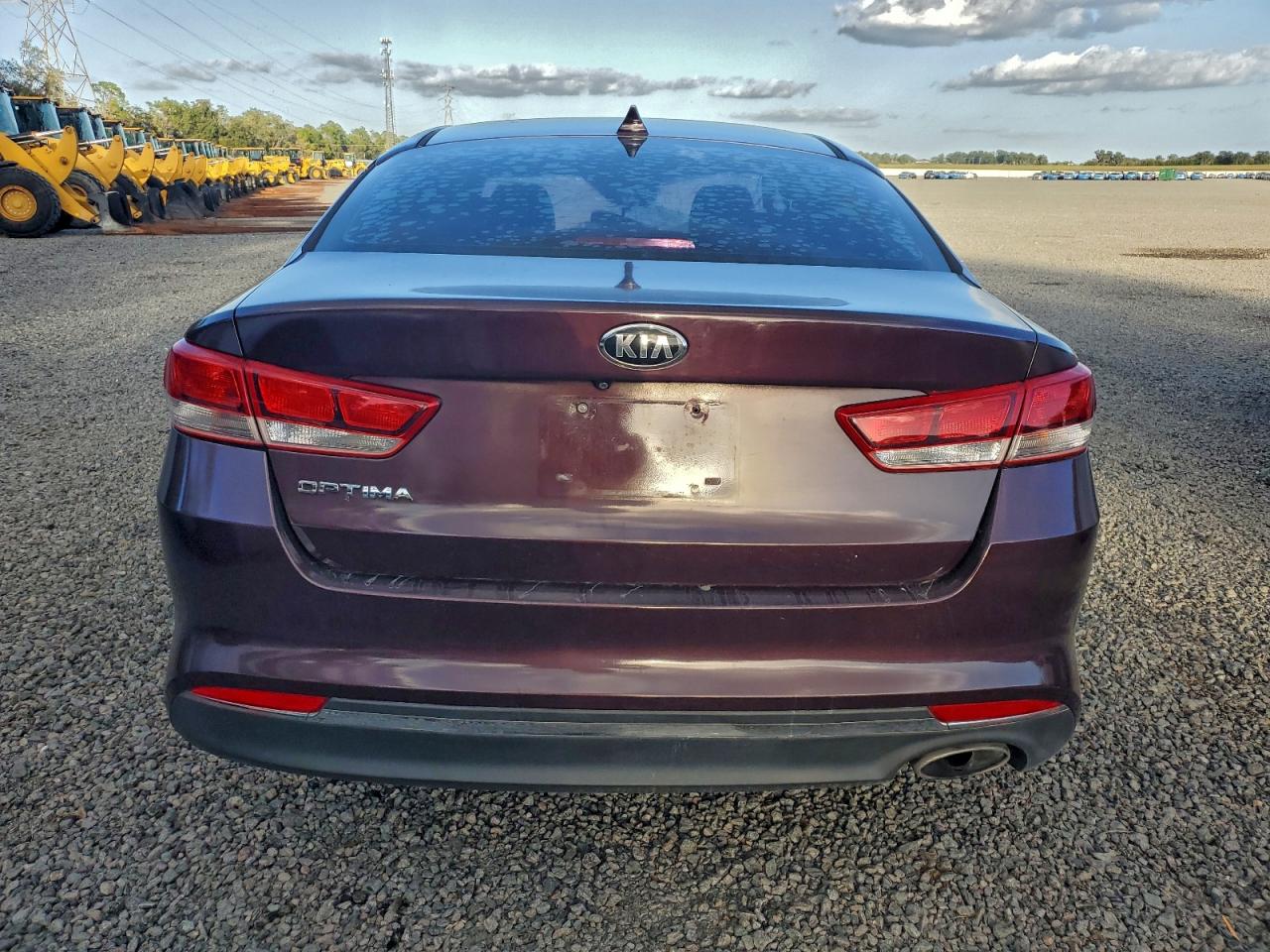 2016 KIA OPTIMA LX photo 6