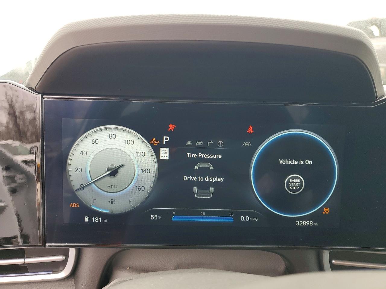 2024 HYUNDAI ELANTRA SEL photo 9