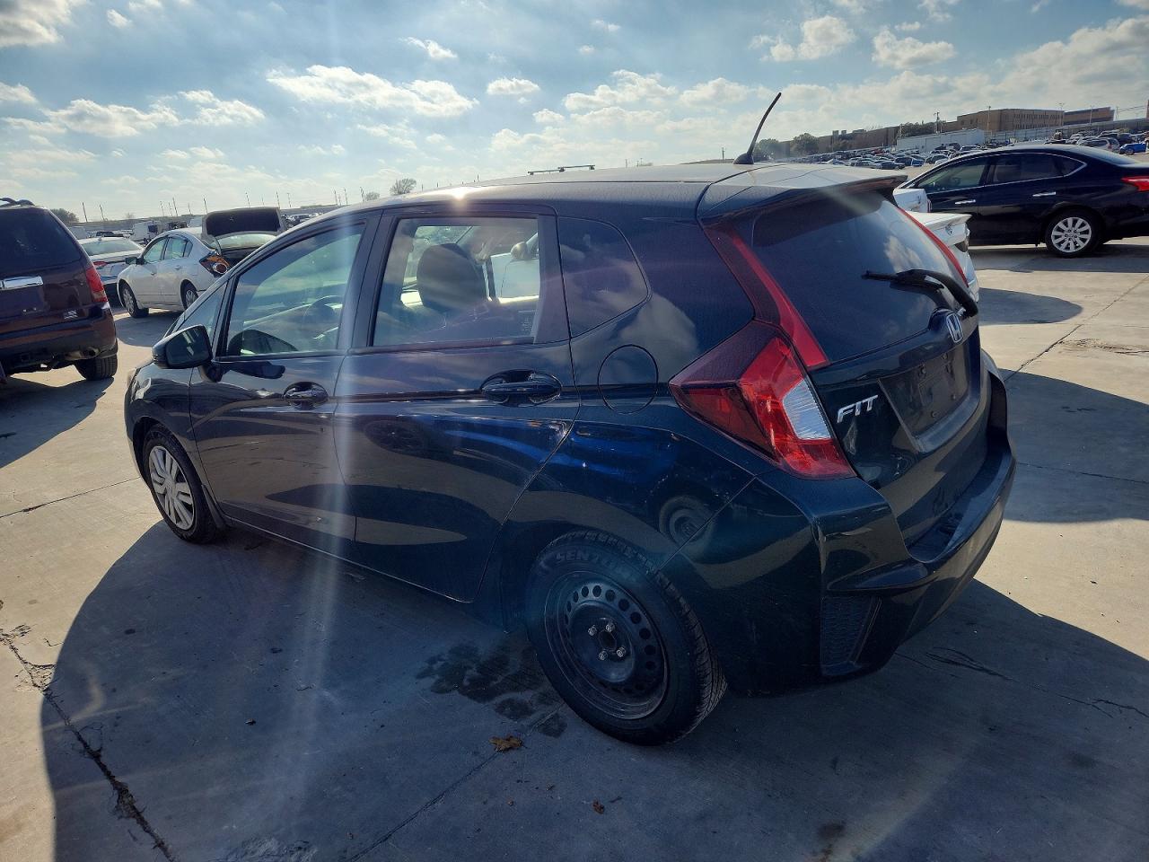 2016 HONDA FIT LX photo 2