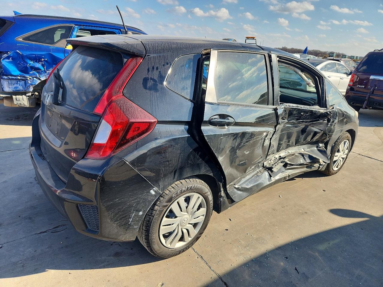 2016 HONDA FIT LX photo 3