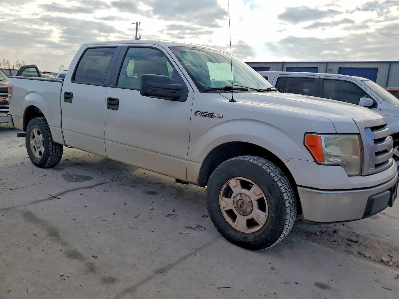 2009 FORD F150 SUPERCREW photo 4