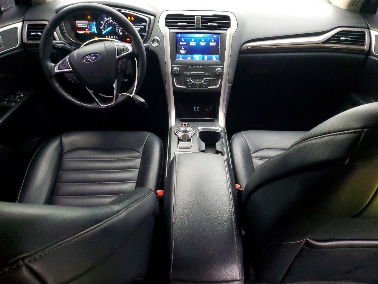 2020 FORD FUSION SEL photo 8