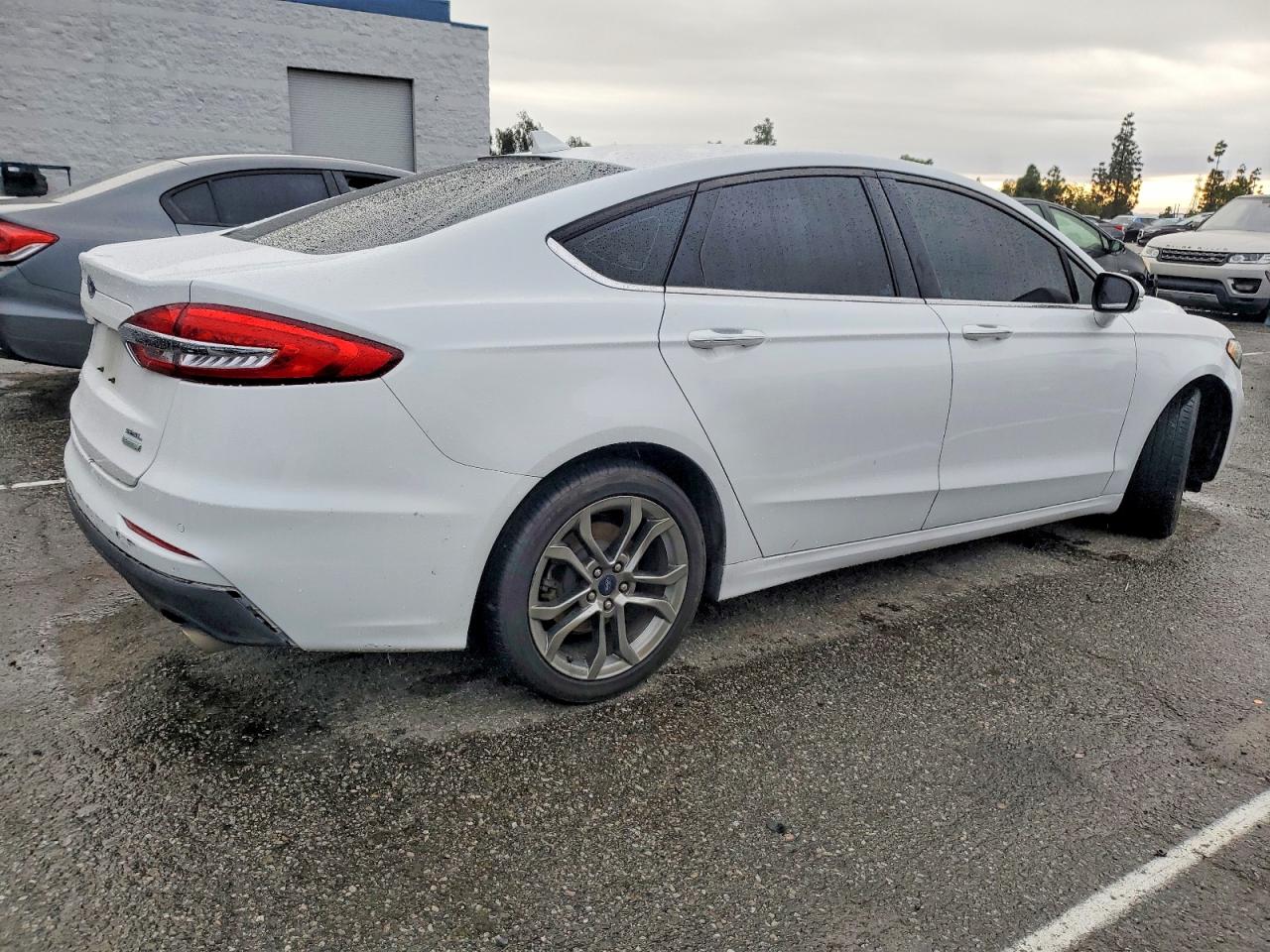 2020 FORD FUSION SEL photo 3