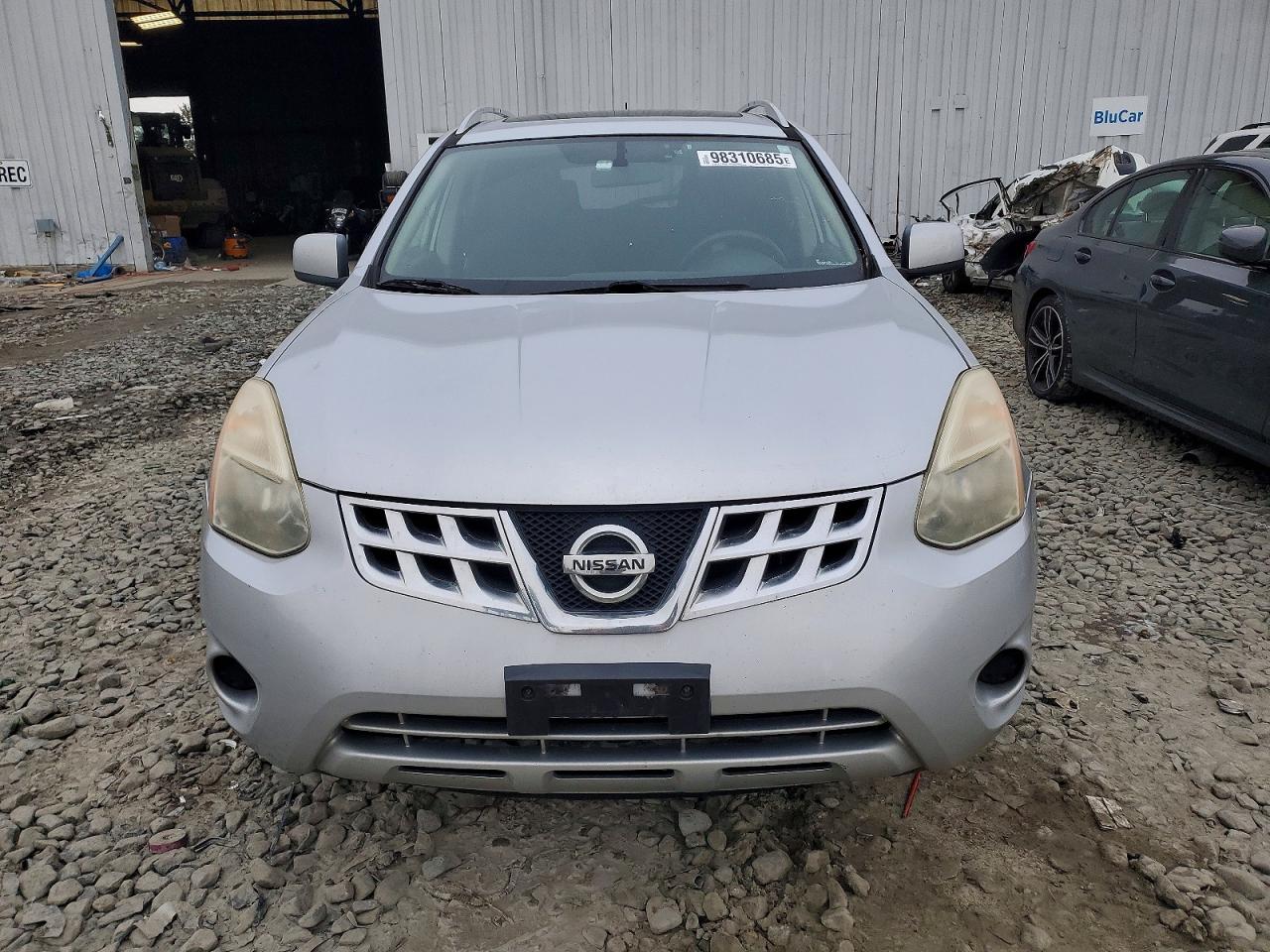 2011 NISSAN ROGUE S photo 5