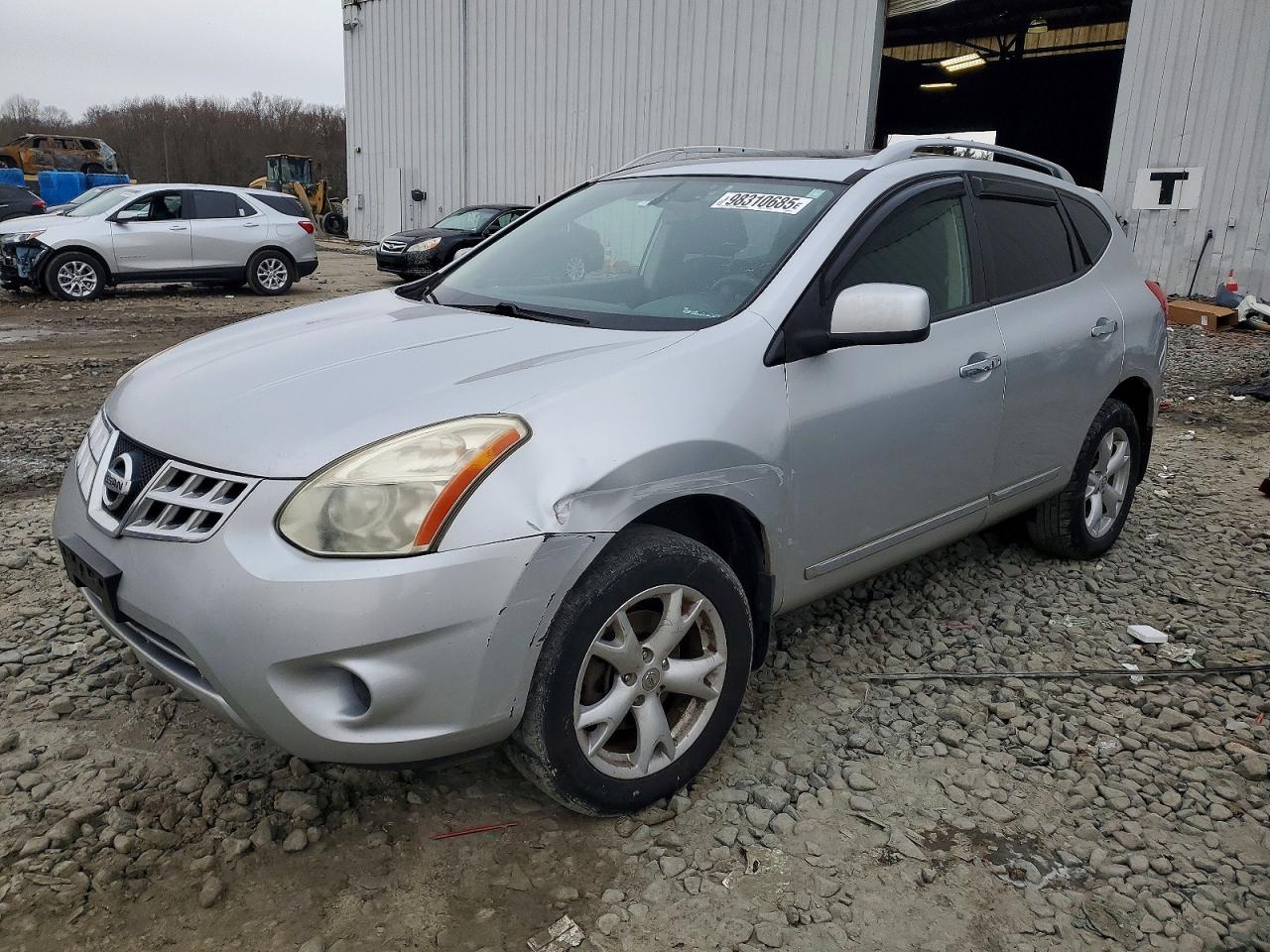2011 NISSAN ROGUE