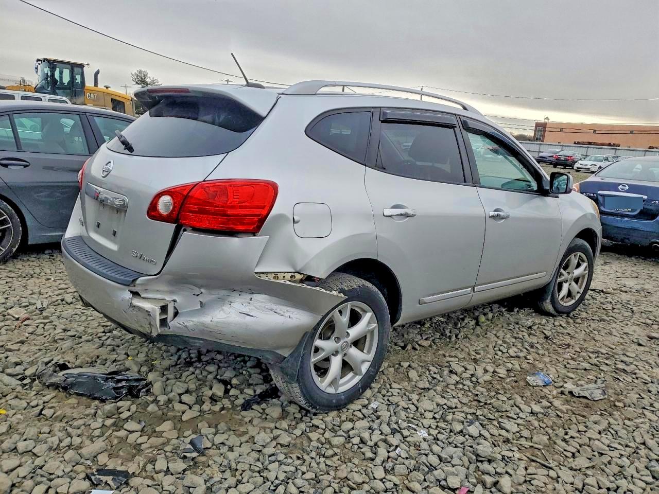 2011 NISSAN ROGUE S photo 3