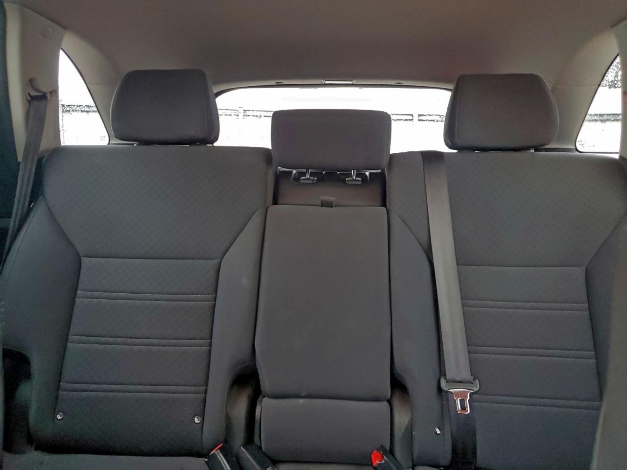 2016 KIA SORENTO LX photo 19