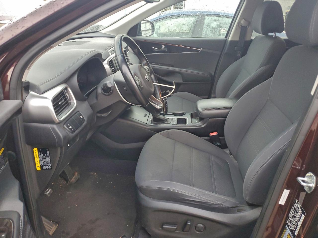 2016 KIA SORENTO LX photo 13