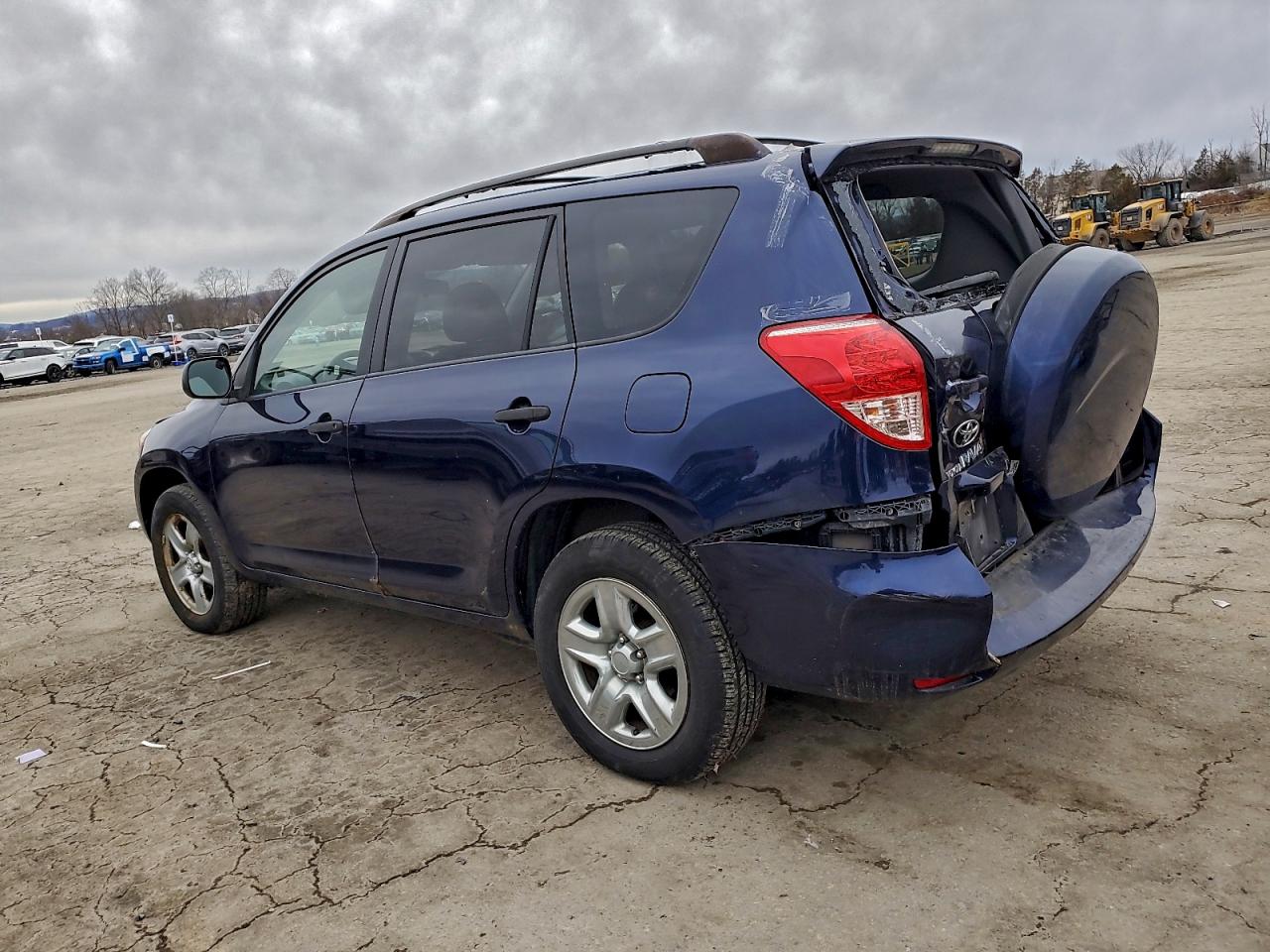 2007 TOYOTA RAV4 photo 2