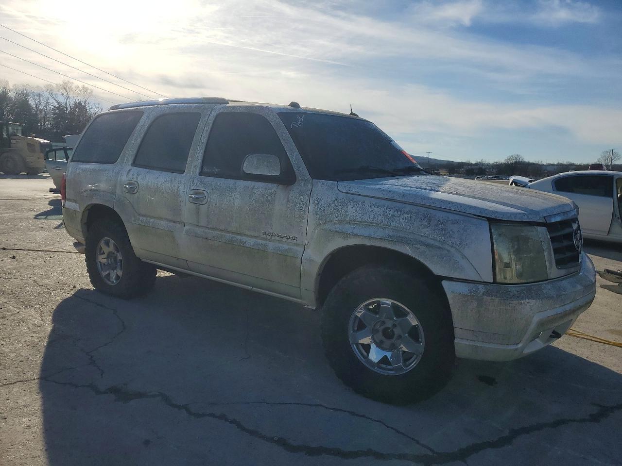2004 CADILLAC ESCALADE LUXURY photo 4