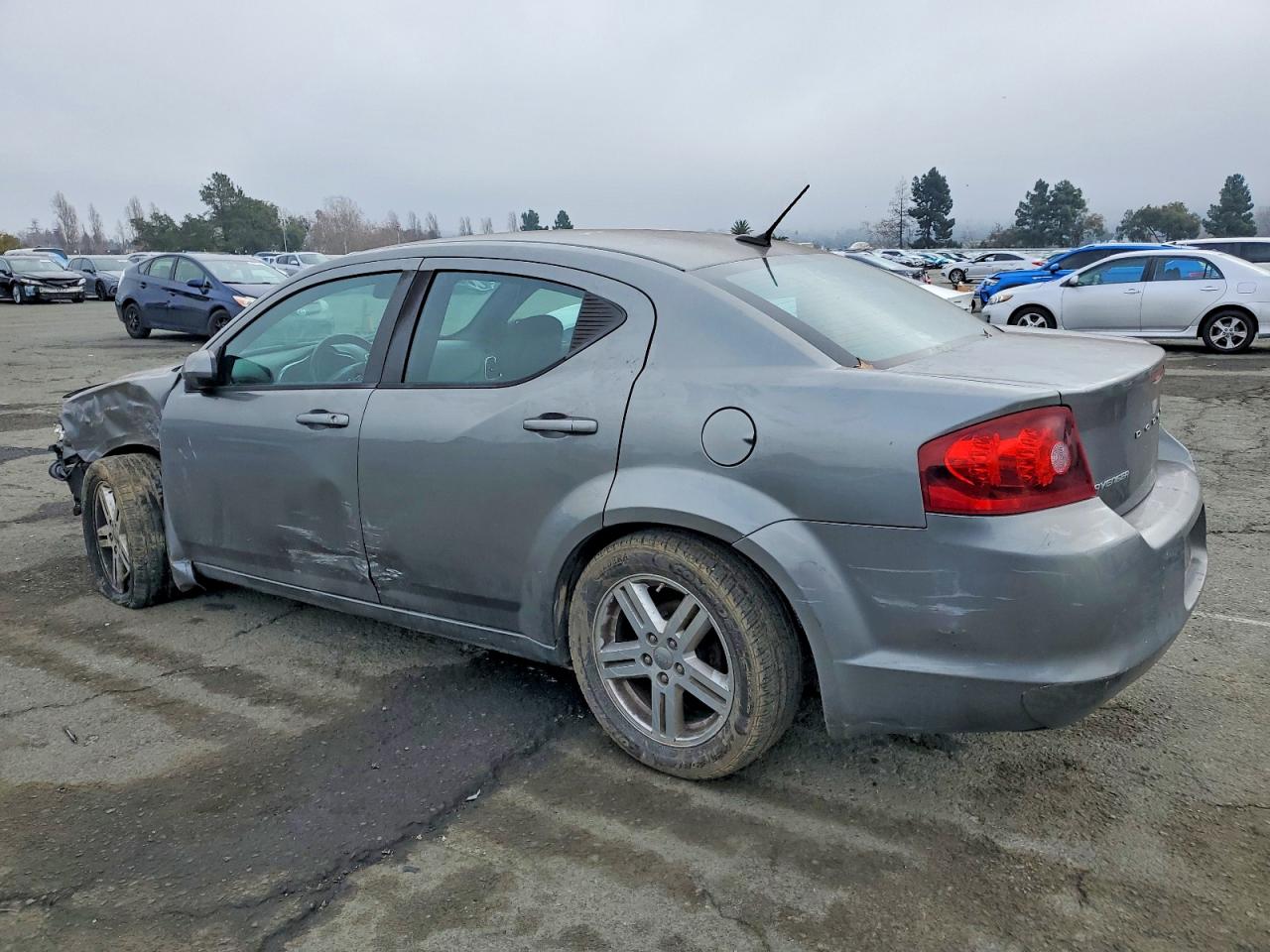 2012 DODGE AVENGER SXT photo 2