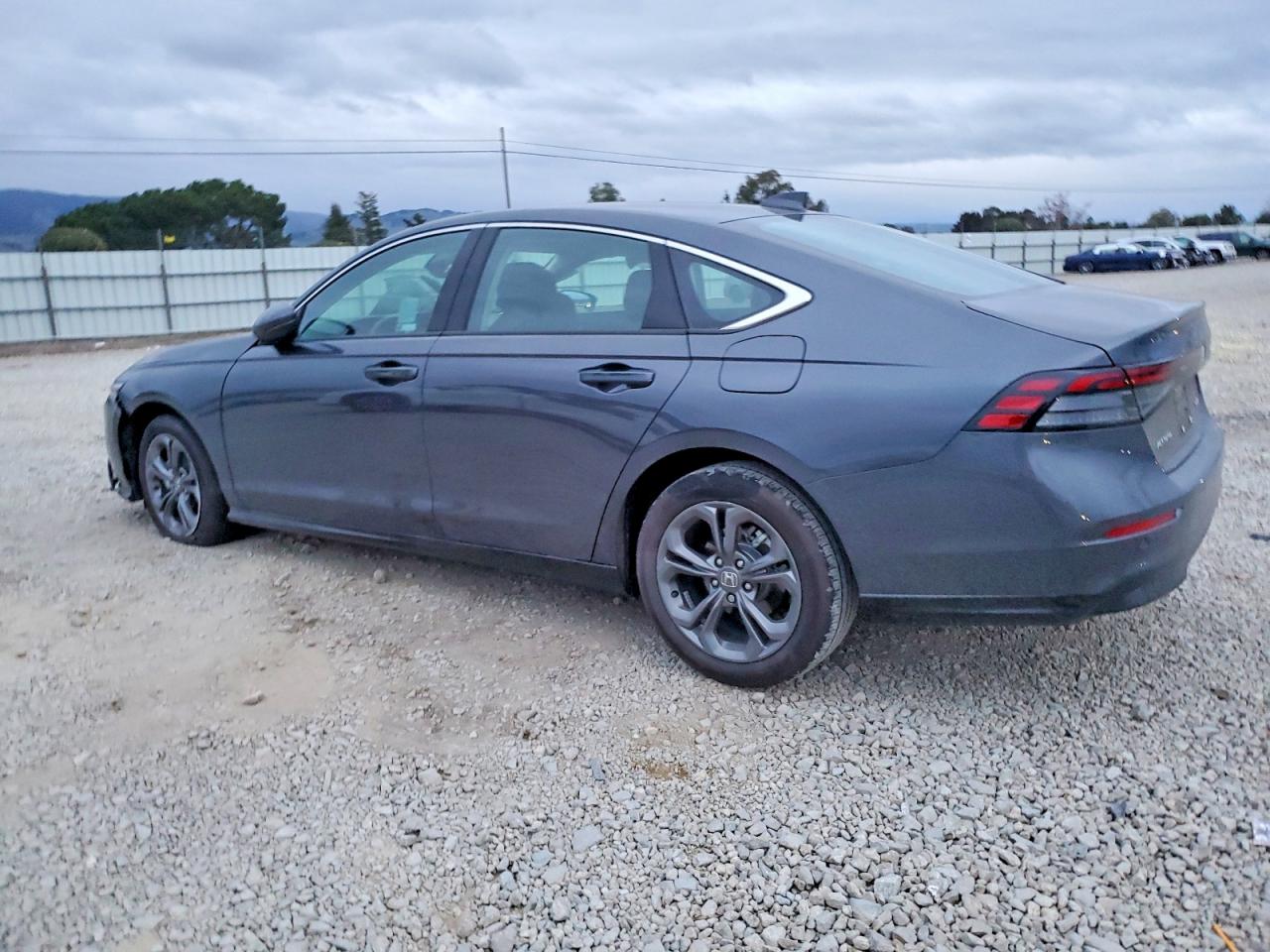 2025 HONDA ACCORD HYBRID EXL photo 2