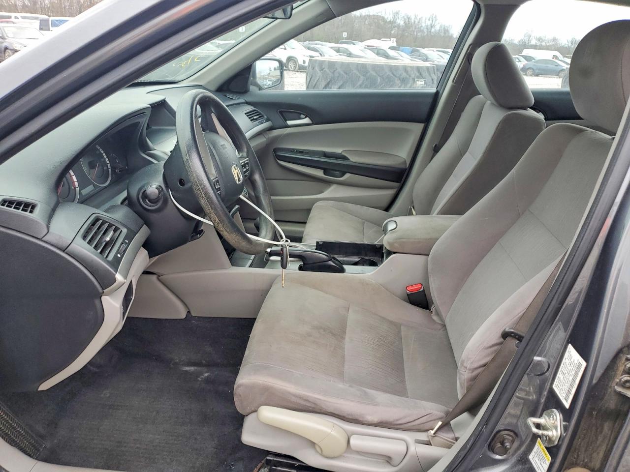 2012 HONDA ACCORD LX photo 7